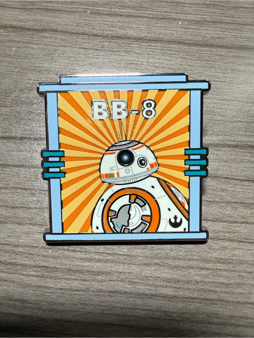 Disney Pins BB-8
